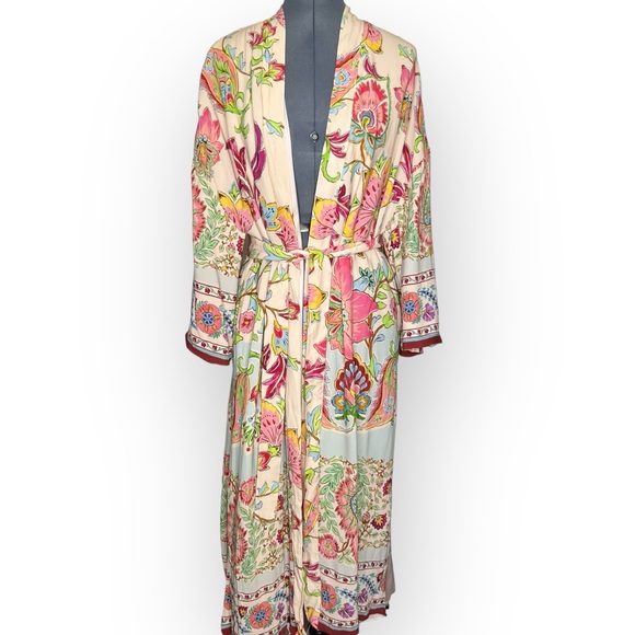 ZARA Printed Kimono with Belt - Picture 5 of 13